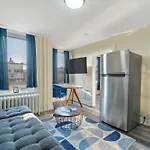 The Oakden Suites In Orange Loop B3
