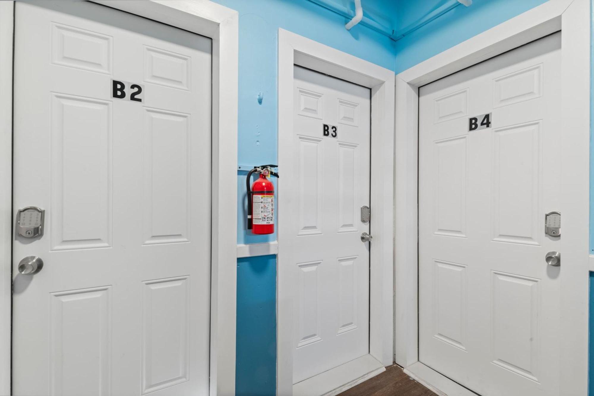 Localstr - The Oakden In Orange Loop B3 Apartment *