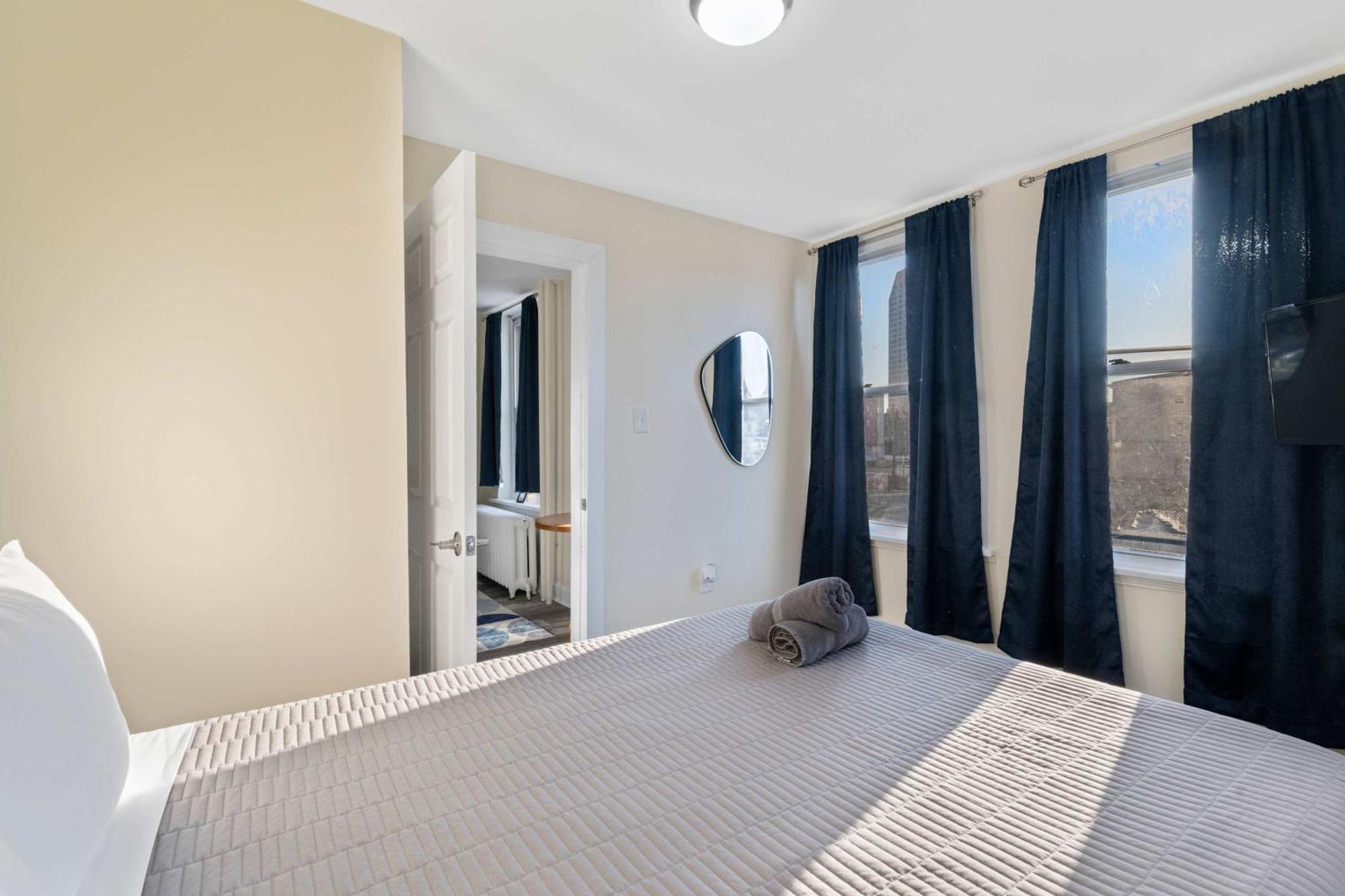 Apartment Localstr - The Oakden In Orange Loop B3 *
